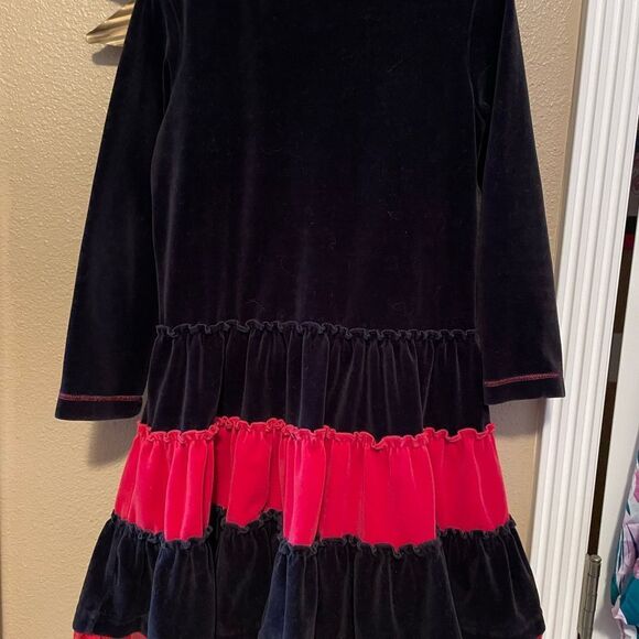 Hanna Andersson Girls Black and Red Velvet Embroidered Holiday Dress 6/7T - Picture 8 of 11